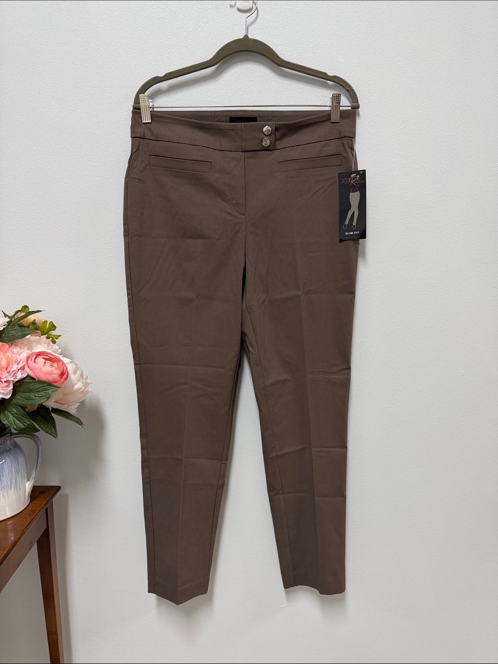 Slim Ankle Pants in Chocolate Brown